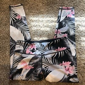 Victoria Secret Knockout workout pants